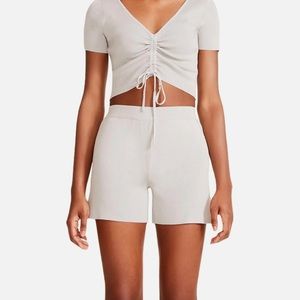 Madden Girl NWT Woman’s 2pc V-neck ribbed knit top and matching shorts set.